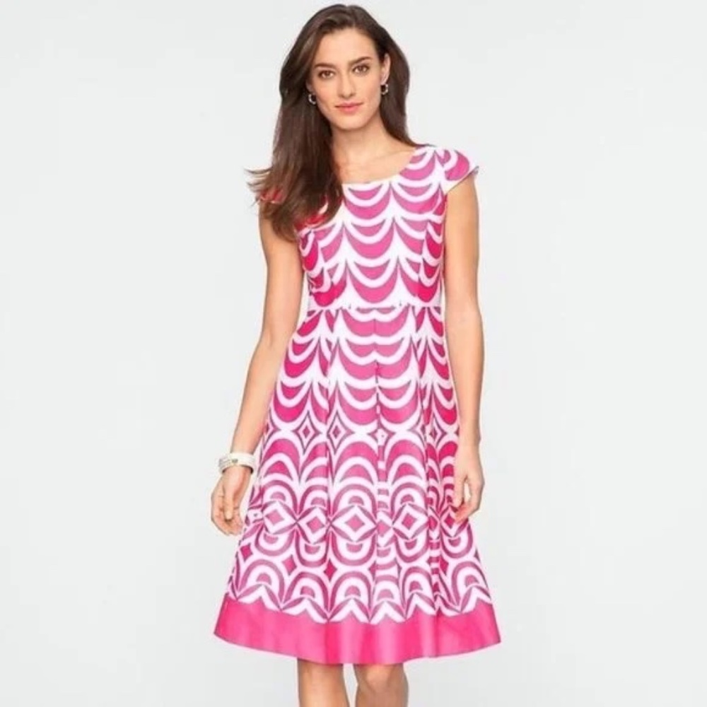 TALBOTS Geo Scallop Cap Sleeve Fit & Flare Pleated Dress Pink/White 6